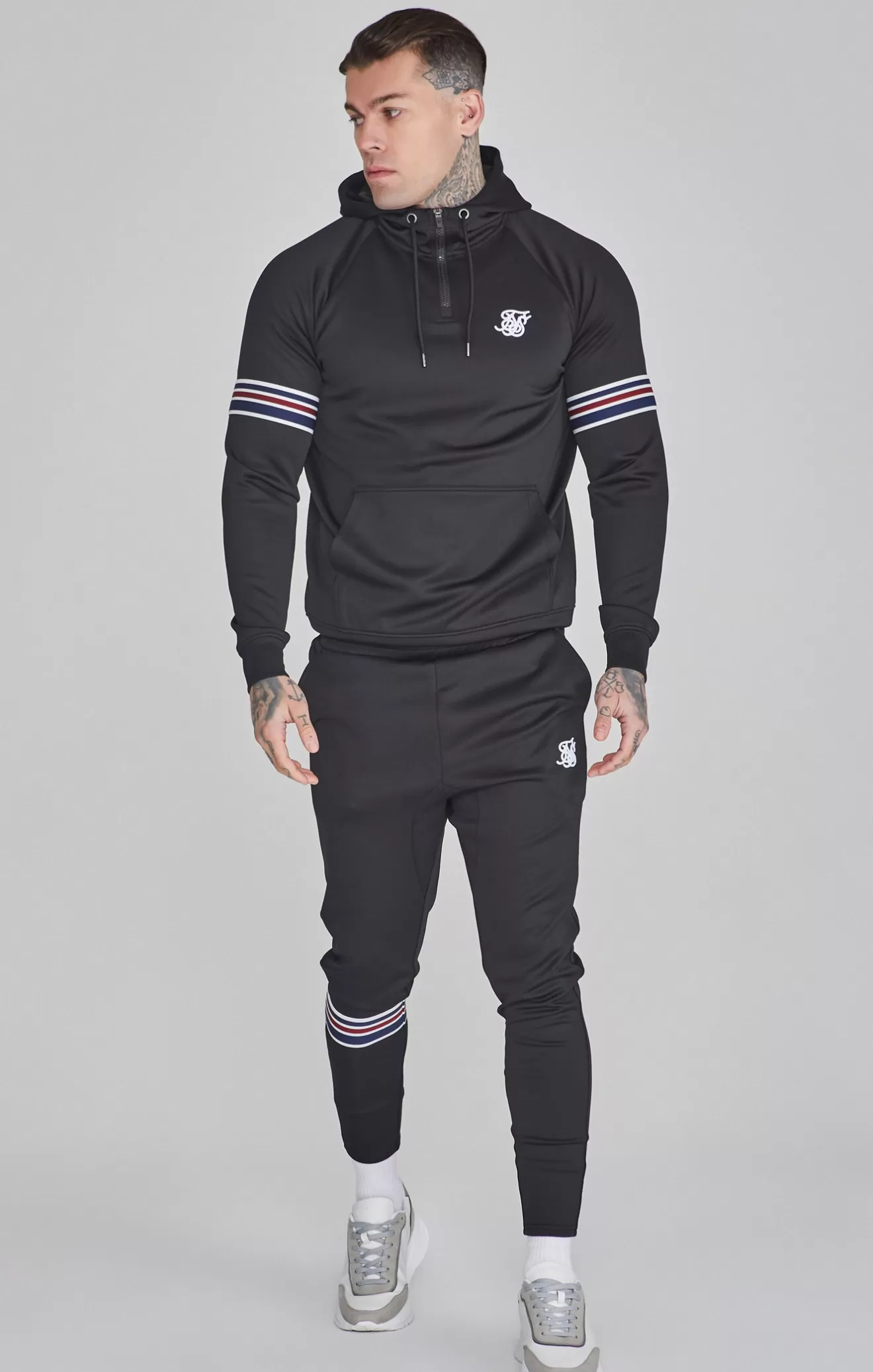SikSilk Joggers^Black Muscle Fit Joggers