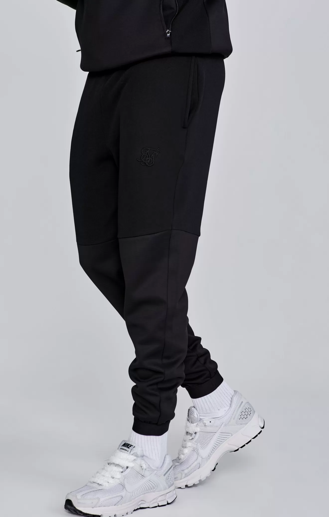 SikSilk Joggers^Black Muscle Fit Joggers