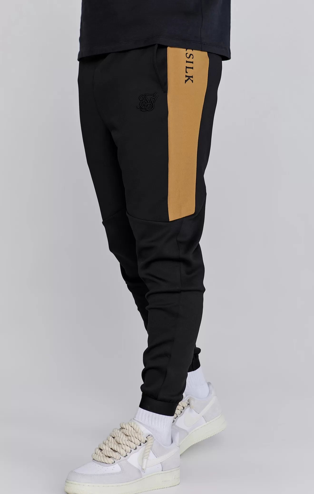 SikSilk Joggers^Black Muscle Fit Joggers