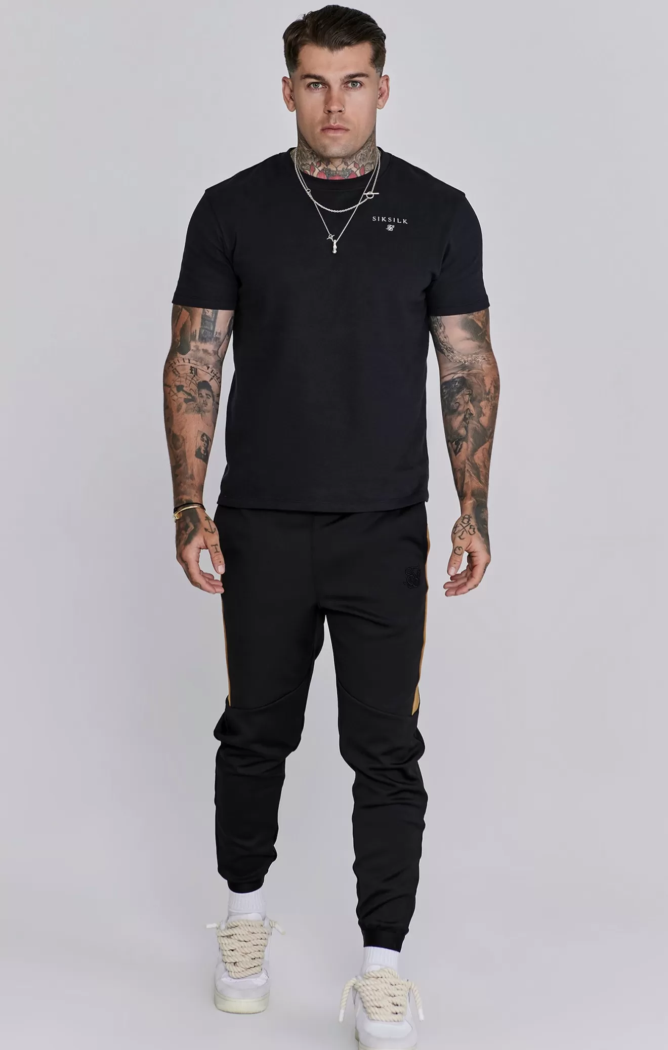 SikSilk Joggers^Black Muscle Fit Joggers