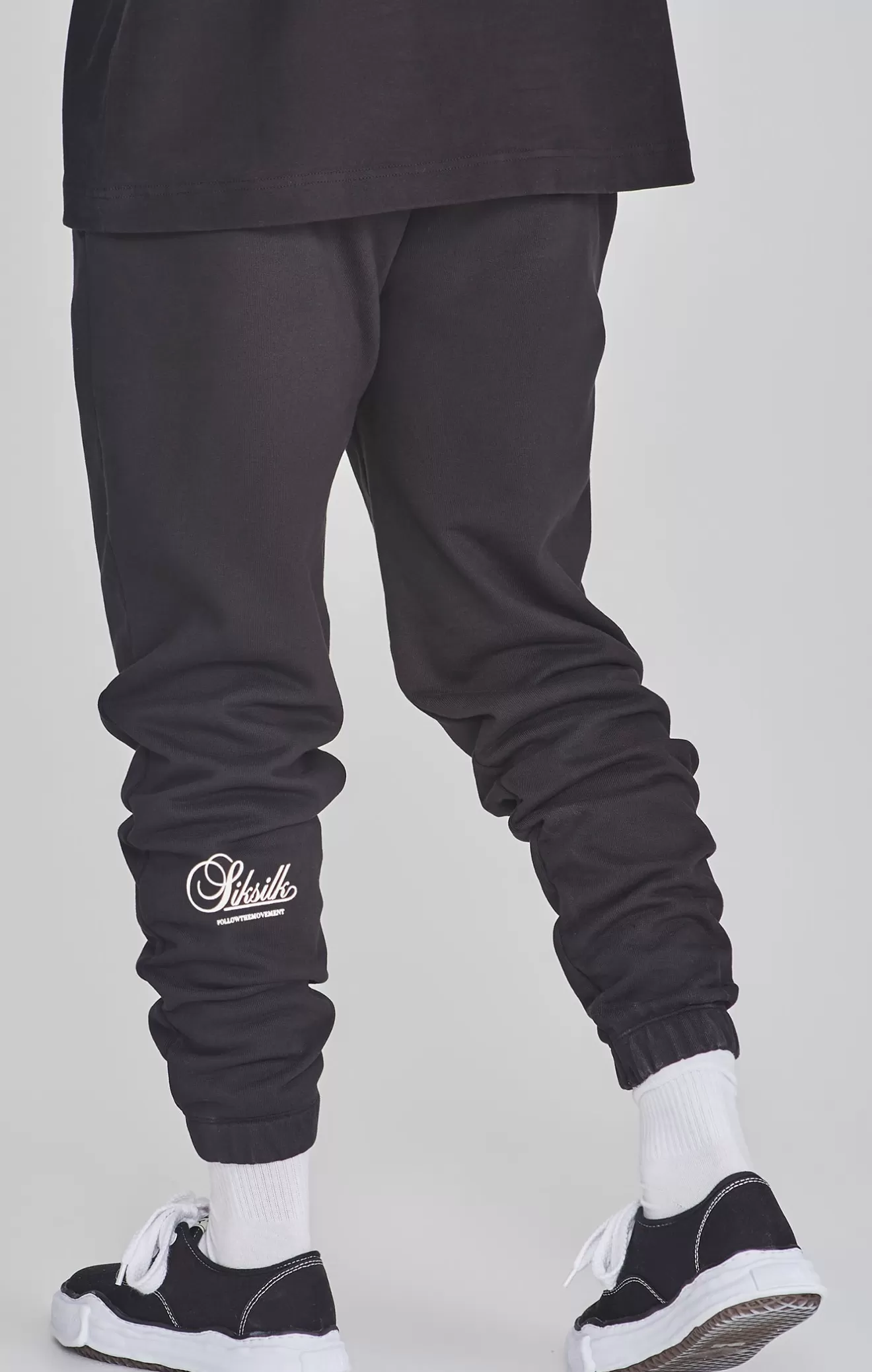 SikSilk Joggers^Black Relaxed Fit Joggers
