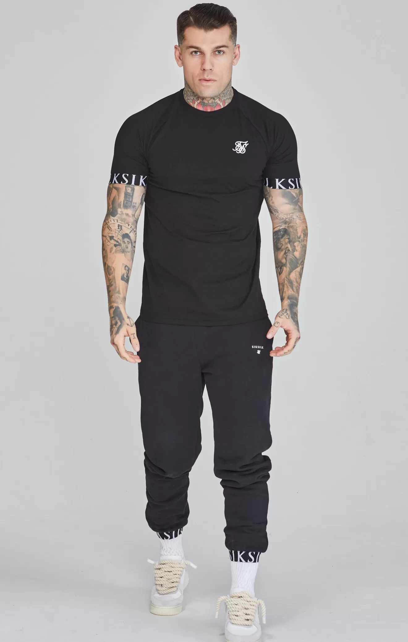 SikSilk T-Shirts^Black Tech T-Shirt