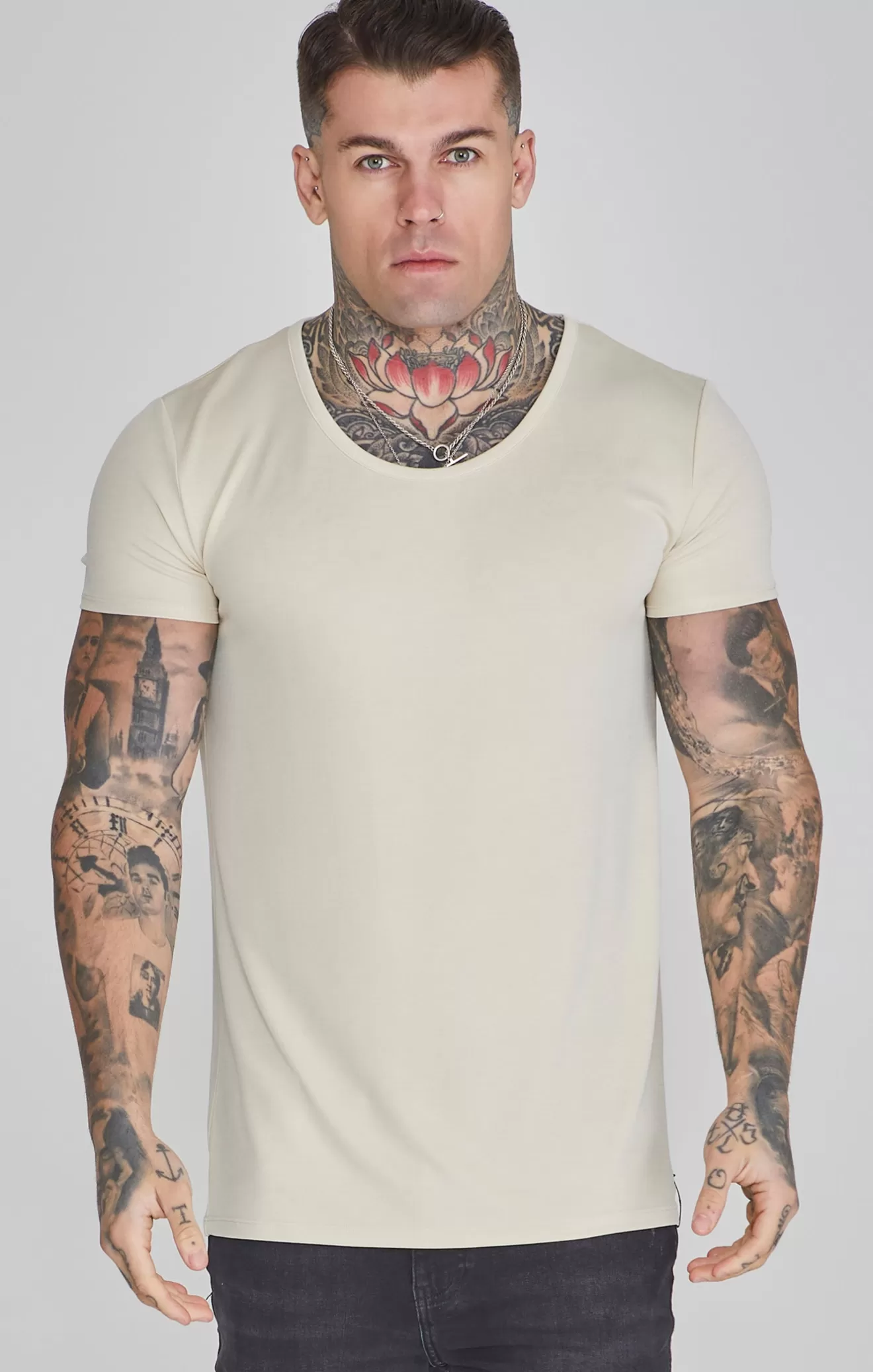 SikSilk T-Shirts^Ecru Muscle Fit T-Shirt